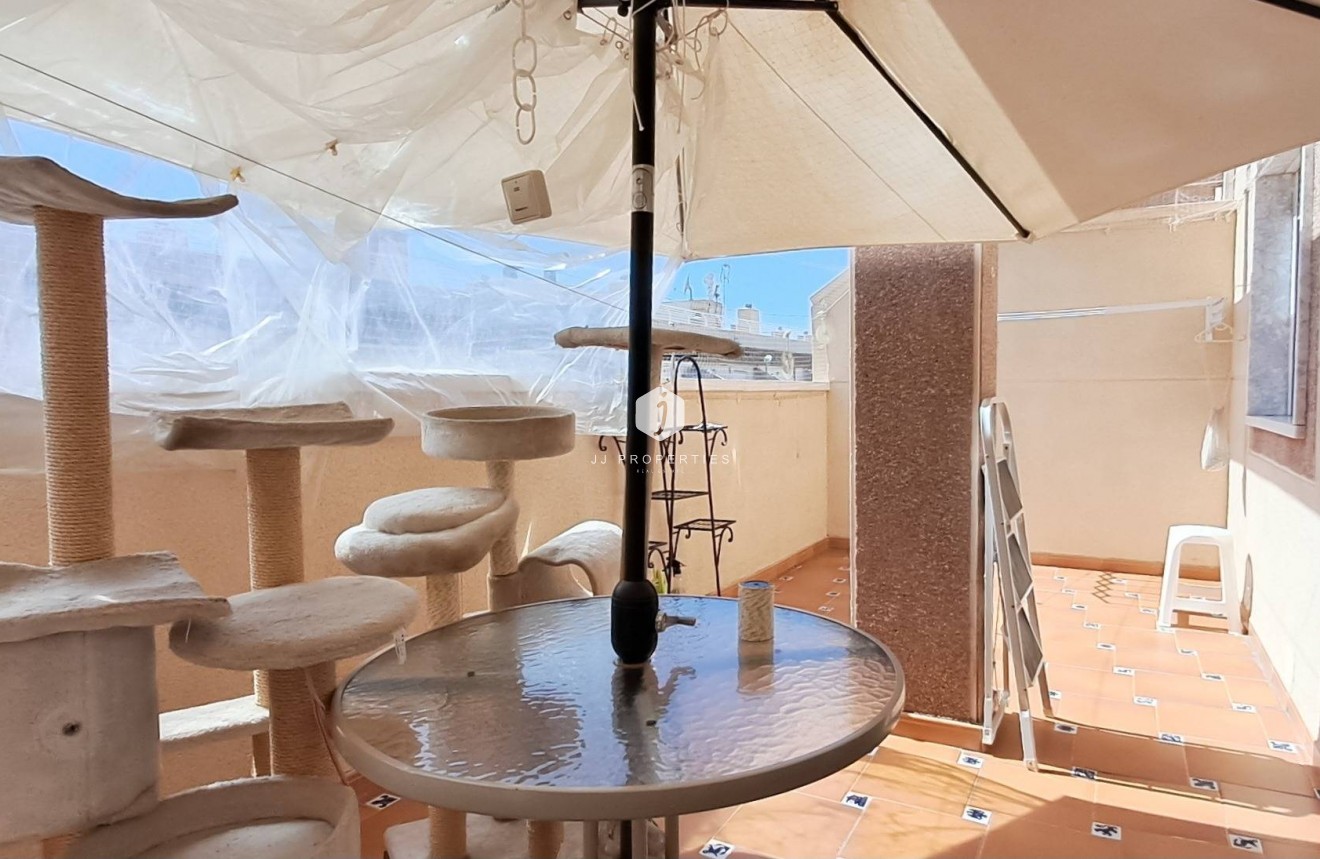 Segunda mano - Ático -
Torrevieja