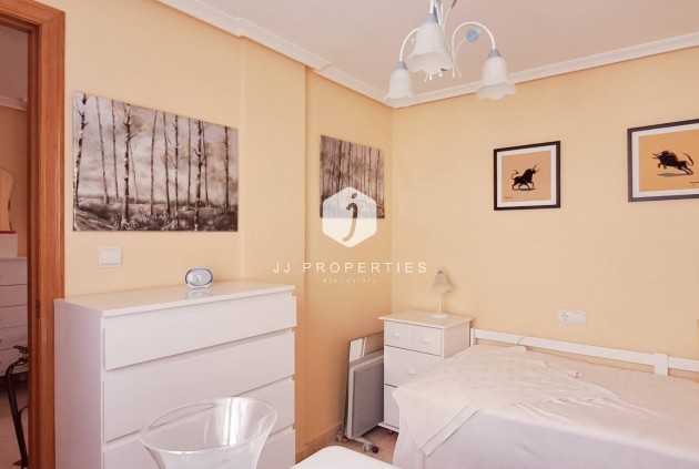 Segunda mano - Ático -
Torrevieja