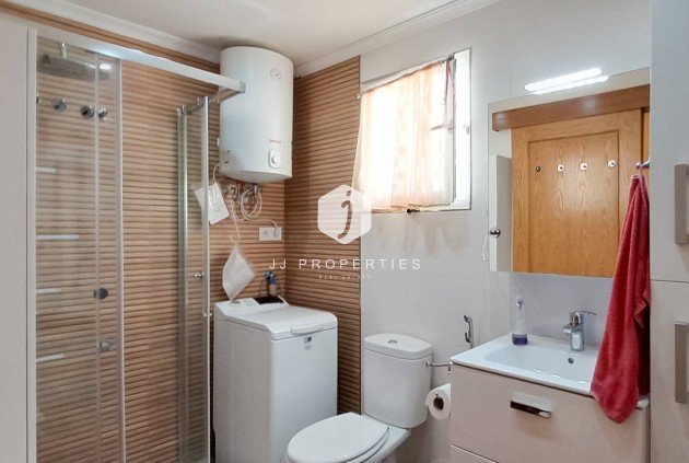 Segunda mano - Ático -
Torrevieja