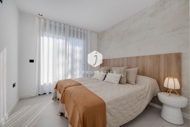 Nowy budynek - Villa -
Torrevieja - Sector 25