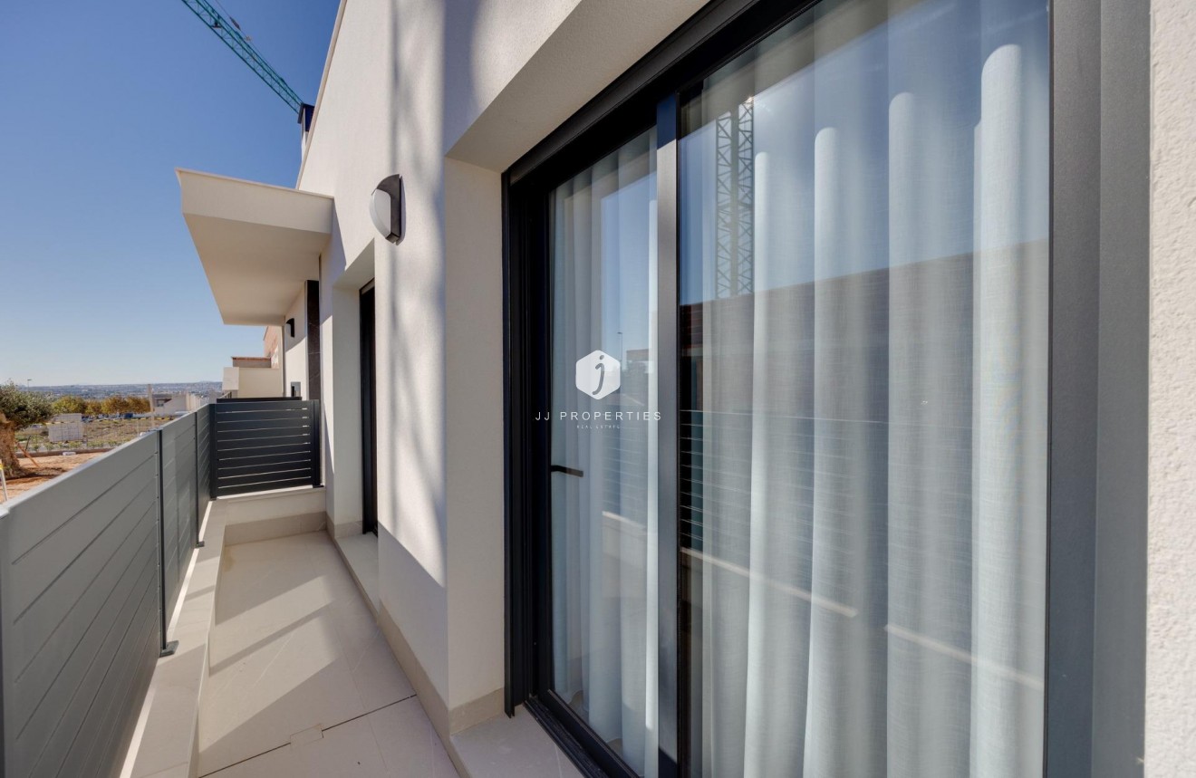 Nowy budynek - Villa -
Torrevieja - Sector 25