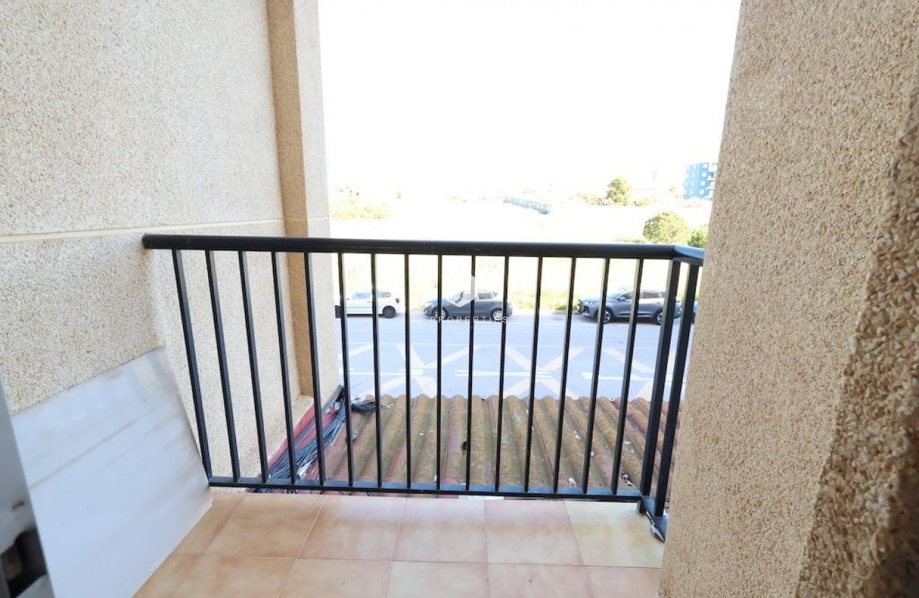 Tweedehands - Appartement / flat -
Torrevieja - Costa Blanca