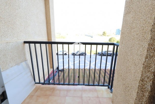 Tweedehands - Appartement / flat -
Torrevieja - Costa Blanca