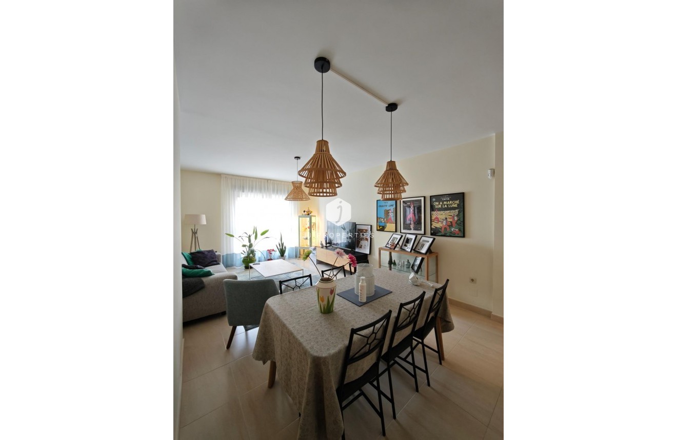 Segunda mano - Apartamento / piso -
San Miguel de Salinas