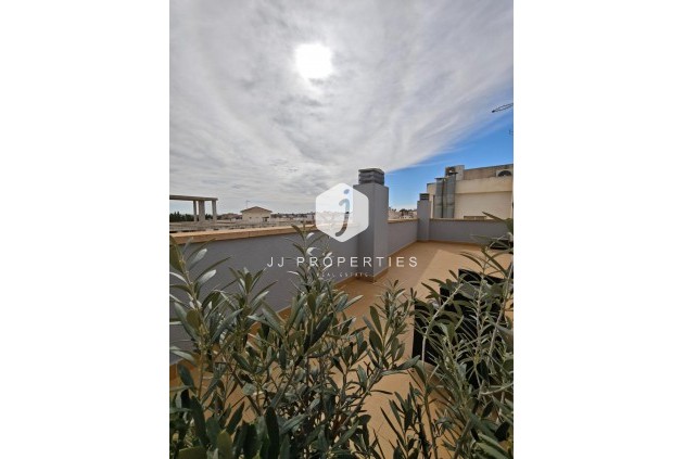 Segunda mano - Apartamento / piso -
San Miguel de Salinas