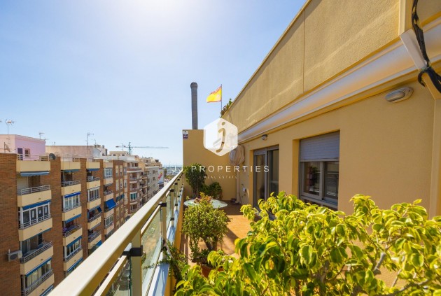 Aus zweiter Hand - Penthouse -
Torrevieja - Centro