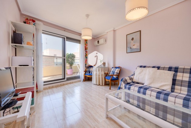 Aus zweiter Hand - Penthouse -
Torrevieja - Centro