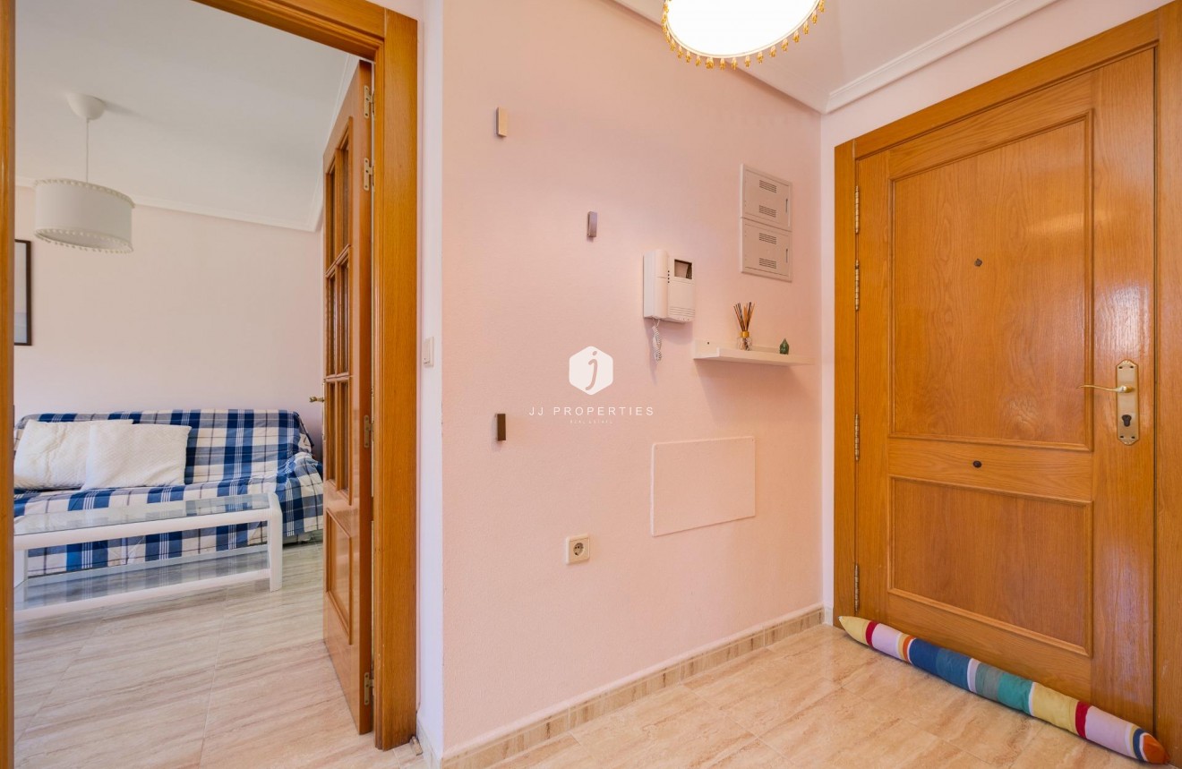 Aus zweiter Hand - Penthouse -
Torrevieja - Centro