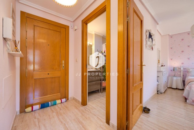 Aus zweiter Hand - Penthouse -
Torrevieja - Centro