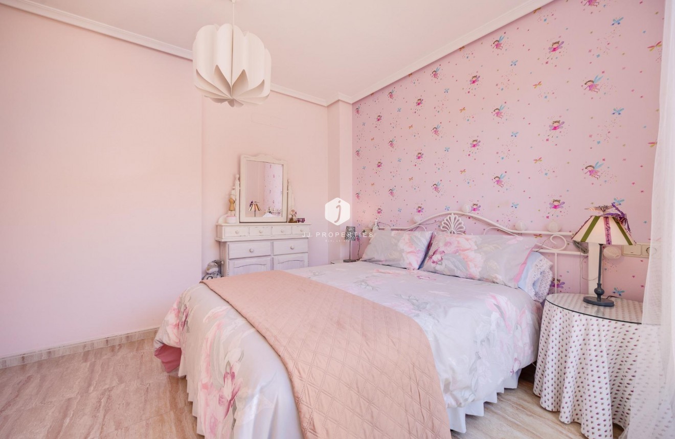 Aus zweiter Hand - Penthouse -
Torrevieja - Centro