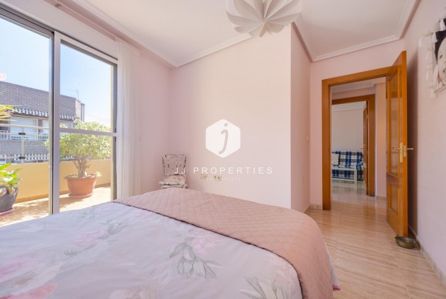 Aus zweiter Hand - Penthouse -
Torrevieja - Centro