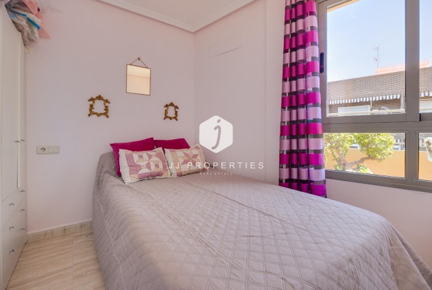 Aus zweiter Hand - Penthouse -
Torrevieja - Centro
