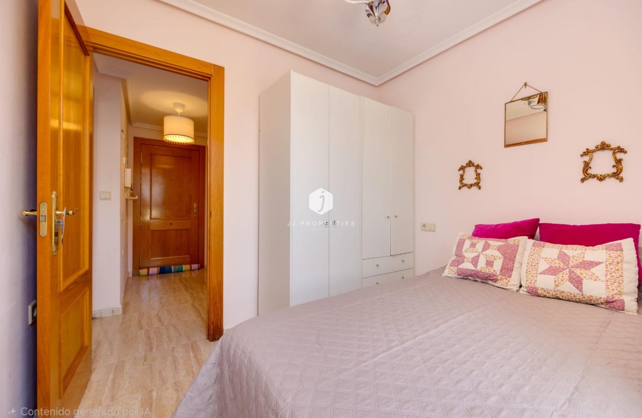 Aus zweiter Hand - Penthouse -
Torrevieja - Centro