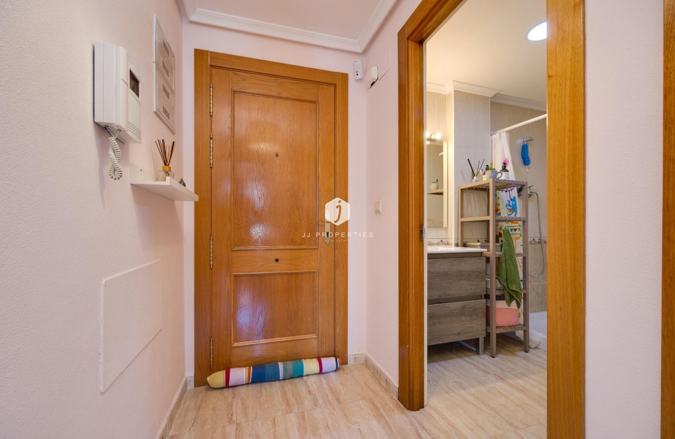 Aus zweiter Hand - Penthouse -
Torrevieja - Centro