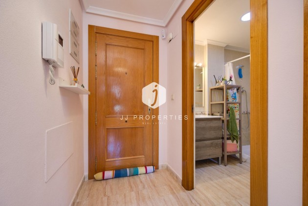 Aus zweiter Hand - Penthouse -
Torrevieja - Centro