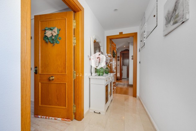 Aus zweiter Hand - Penthouse -
Torrevieja - Centro