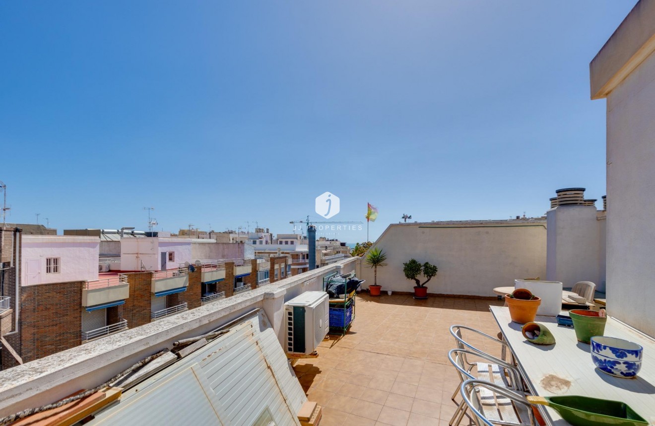 Aus zweiter Hand - Penthouse -
Torrevieja - Centro