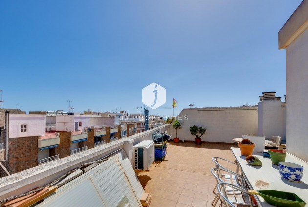 Aus zweiter Hand - Penthouse -
Torrevieja - Centro