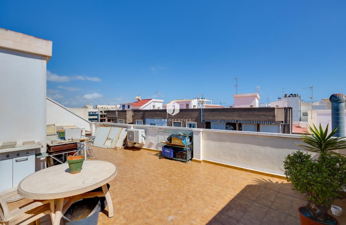 Aus zweiter Hand - Penthouse -
Torrevieja - Centro