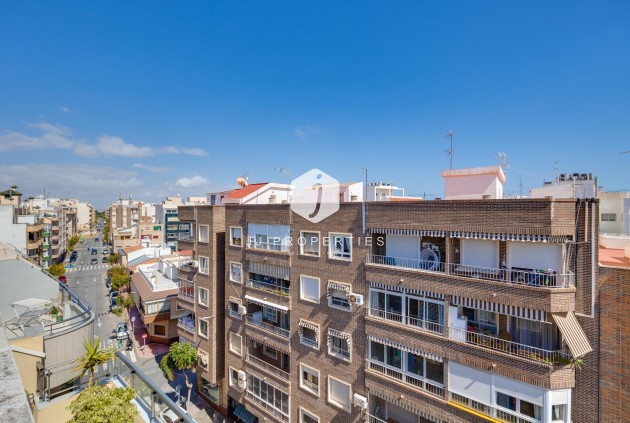 Aus zweiter Hand - Penthouse -
Torrevieja - Centro
