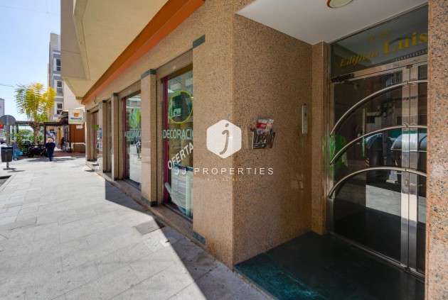 Aus zweiter Hand - Penthouse -
Torrevieja - Centro