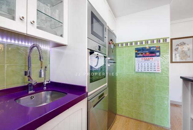 Segunda mano - Ático -
Torrevieja - Centro