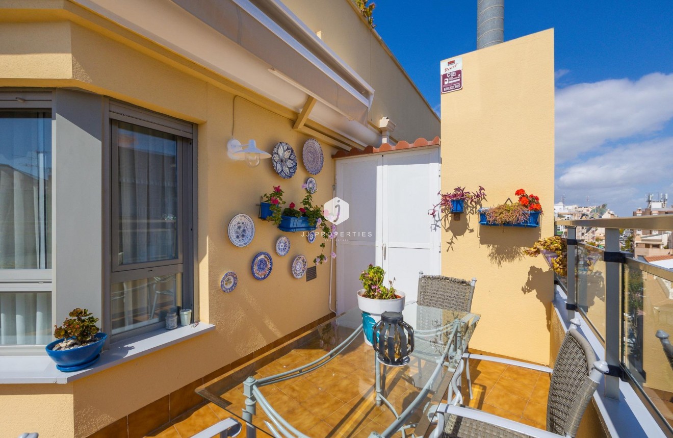 Segunda mano - Ático -
Torrevieja - Centro