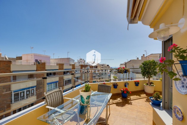 Segunda mano - Ático -
Torrevieja - Centro