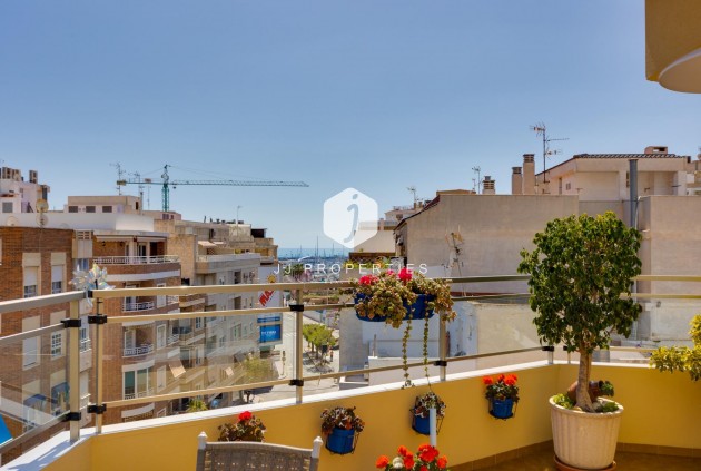 Segunda mano - Ático -
Torrevieja - Centro