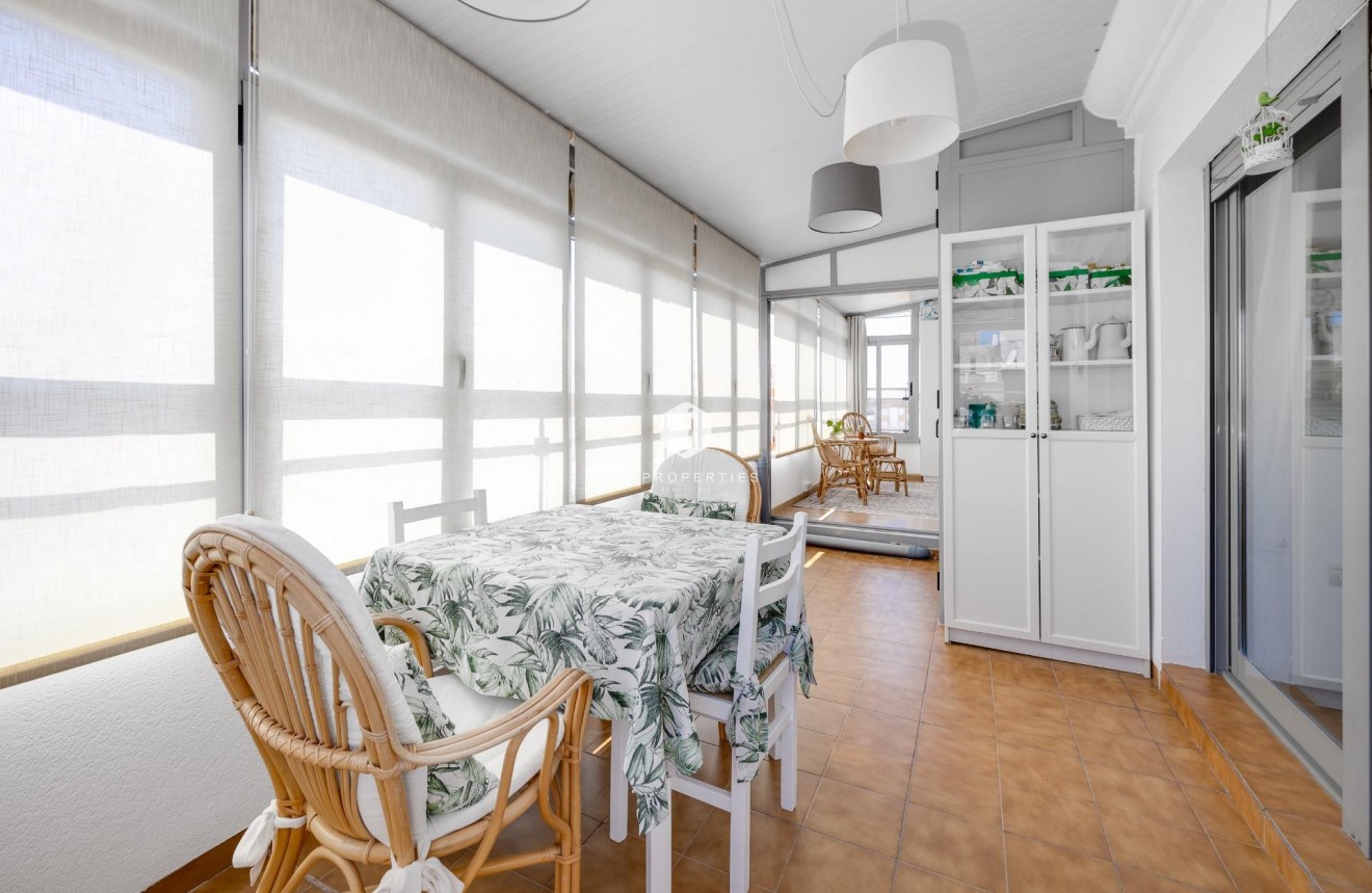 Segunda mano - Ático -
Torrevieja - Centro