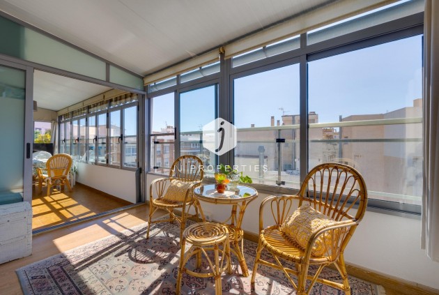 Segunda mano - Ático -
Torrevieja - Centro