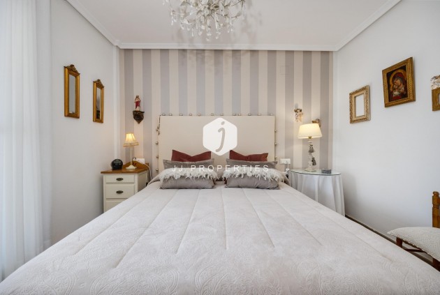 Segunda mano - Ático -
Torrevieja - Centro