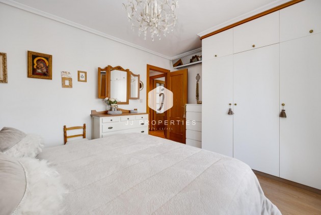 Segunda mano - Ático -
Torrevieja - Centro