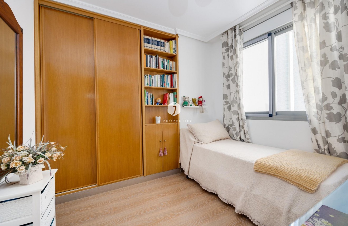 Segunda mano - Ático -
Torrevieja - Centro