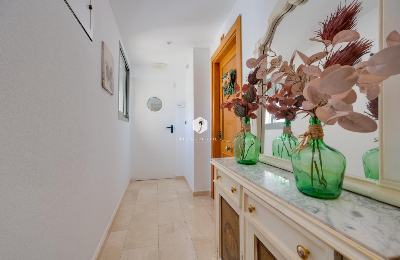 Segunda mano - Ático -
Torrevieja - Centro