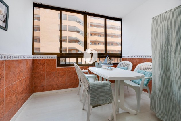 Tweedehands - Appartement / flat -
Torrevieja - Cabo cervera