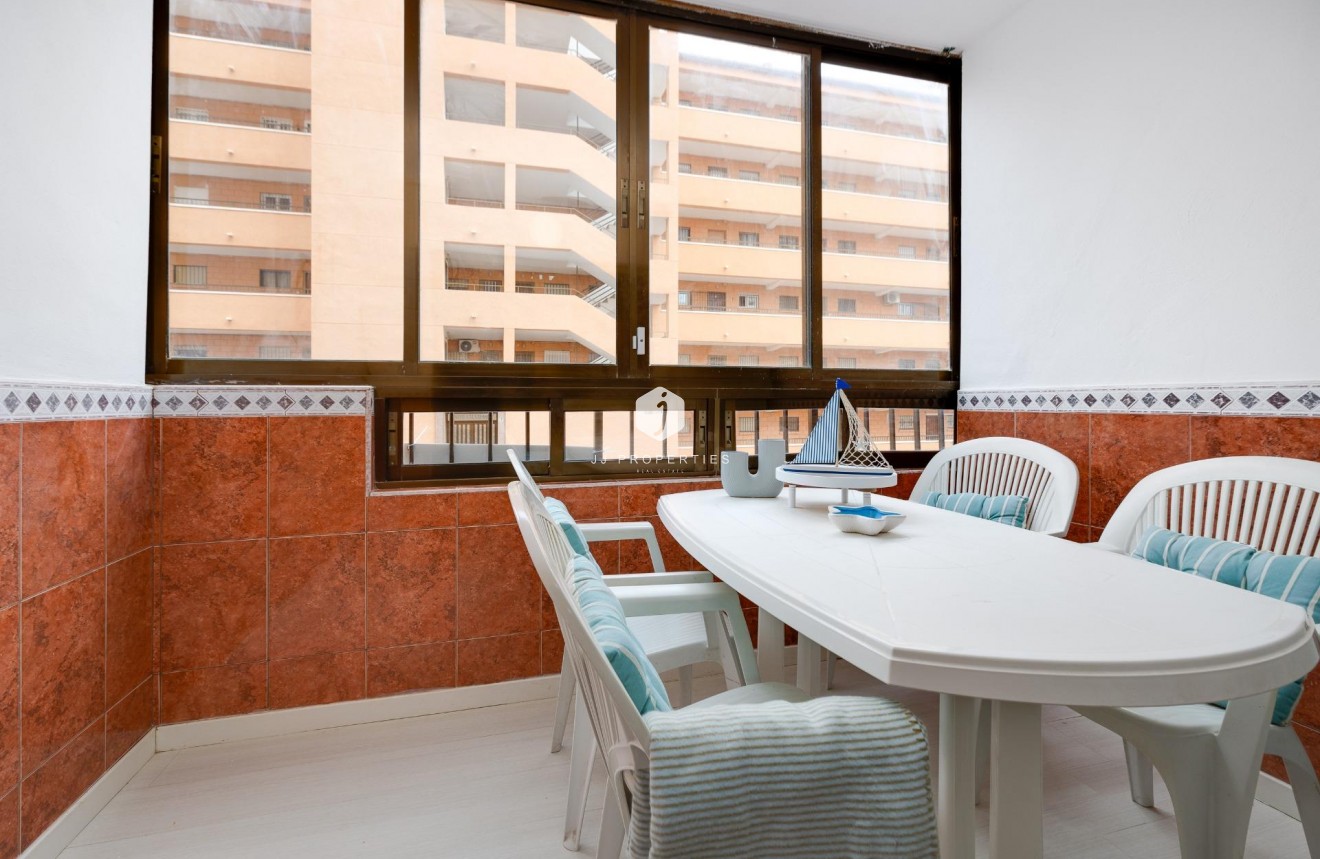 Tweedehands - Appartement / flat -
Torrevieja - Cabo cervera