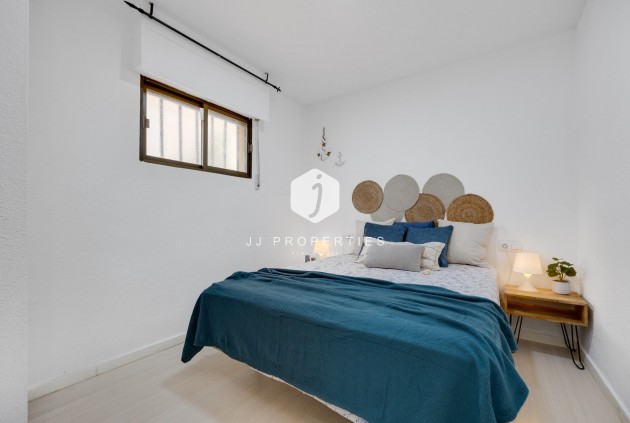 Tweedehands - Appartement / flat -
Torrevieja - Cabo cervera