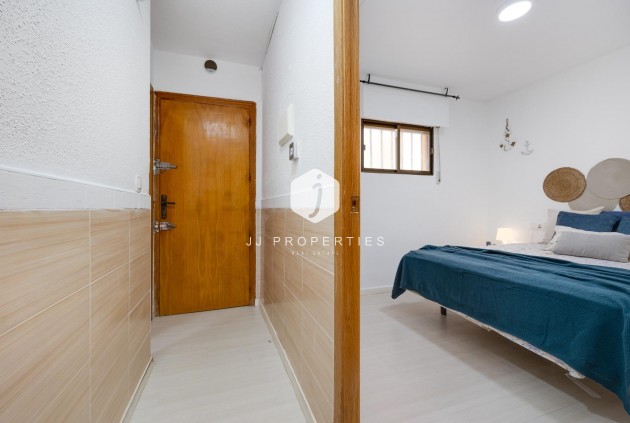 Tweedehands - Appartement / flat -
Torrevieja - Cabo cervera