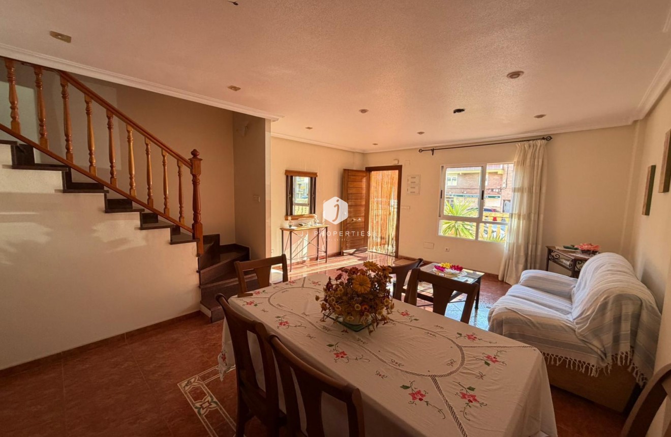 Z drugiej ręki - Szalet -
Guardamar del Segura - Pueblo