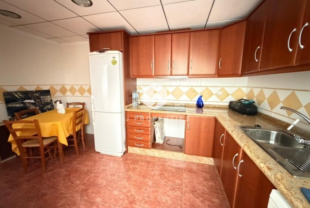 Z drugiej ręki - Szalet -
Guardamar del Segura - Pueblo