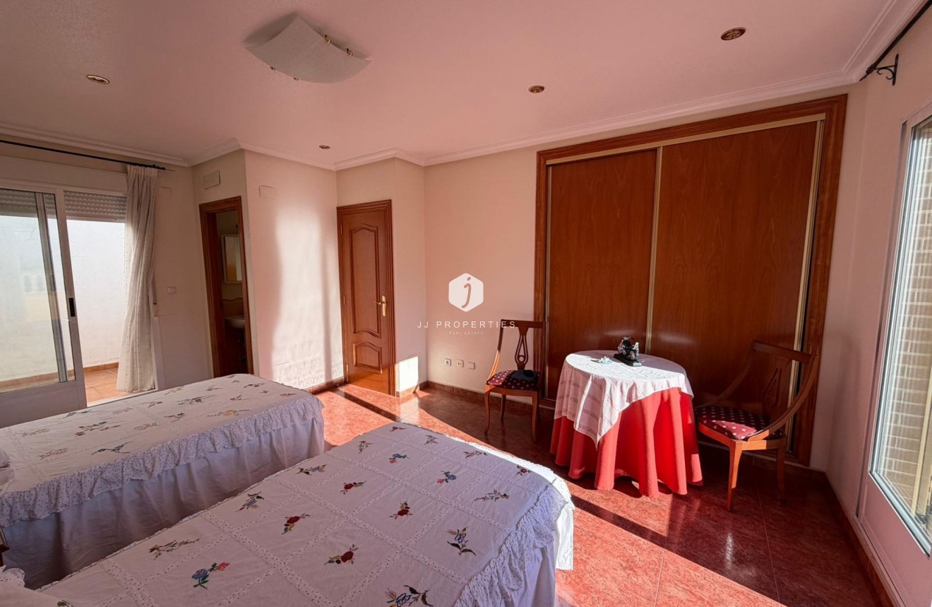 Z drugiej ręki - Szalet -
Guardamar del Segura - Pueblo