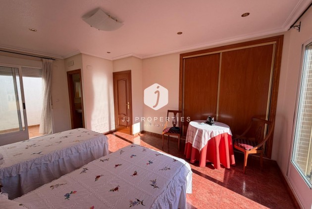 Z drugiej ręki - Szalet -
Guardamar del Segura - Pueblo