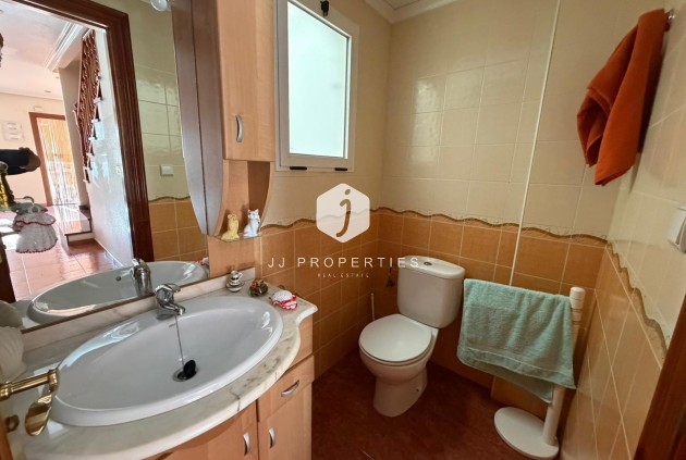 Z drugiej ręki - Szalet -
Guardamar del Segura - Pueblo