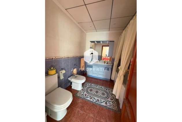 Z drugiej ręki - Szalet -
Guardamar del Segura - Pueblo