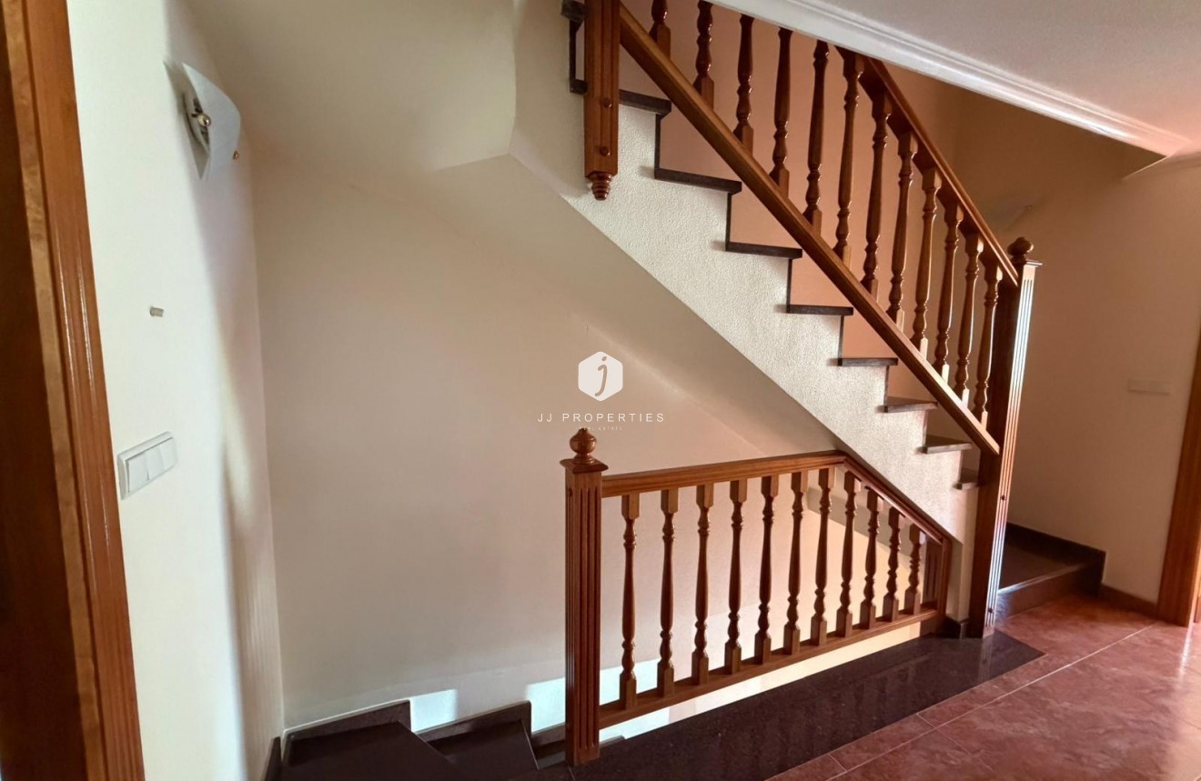 Z drugiej ręki - Szalet -
Guardamar del Segura - Pueblo