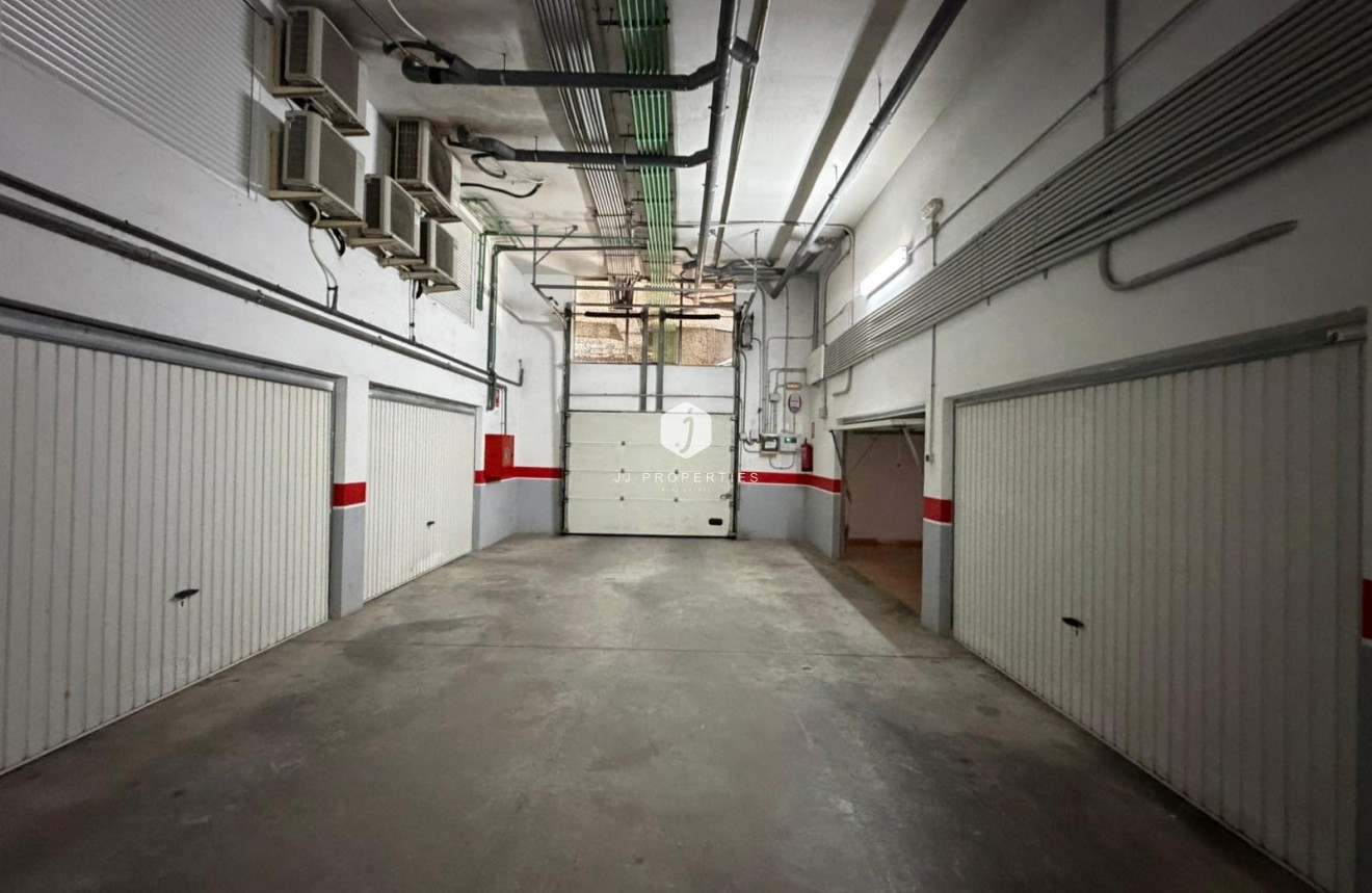 Z drugiej ręki - Szalet -
Guardamar del Segura - Pueblo