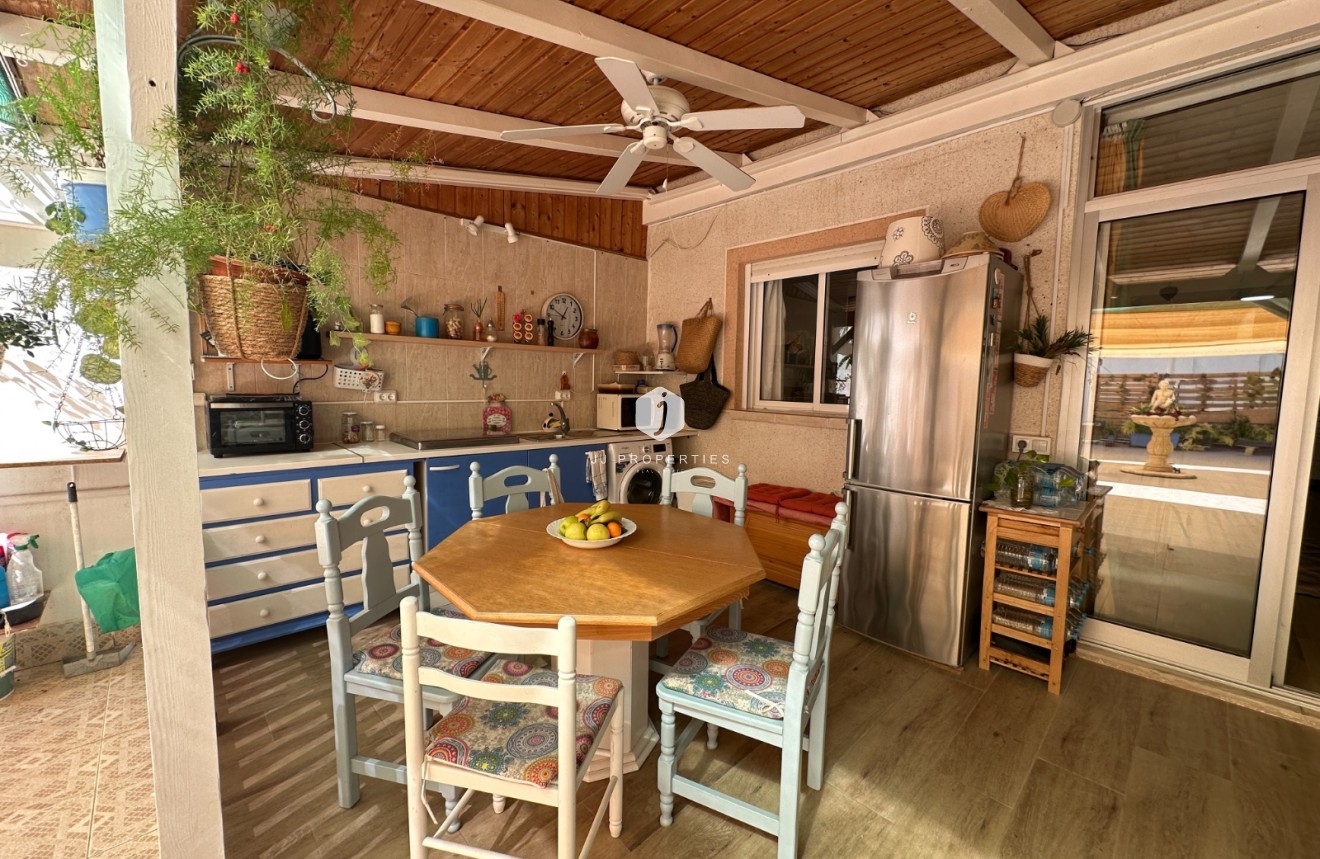 Z drugiej ręki - Mieszkanie w bloku -
Torrevieja - Costa Blanca