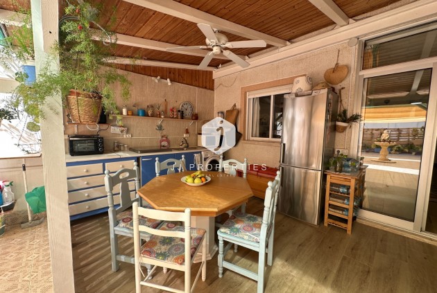 Z drugiej ręki - Mieszkanie w bloku -
Torrevieja - Costa Blanca