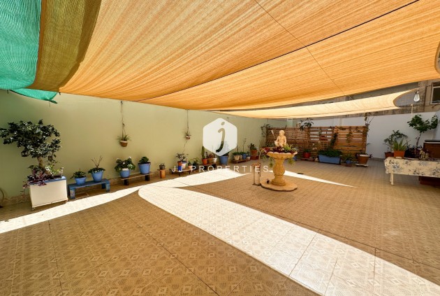 Z drugiej ręki - Mieszkanie w bloku -
Torrevieja - Costa Blanca